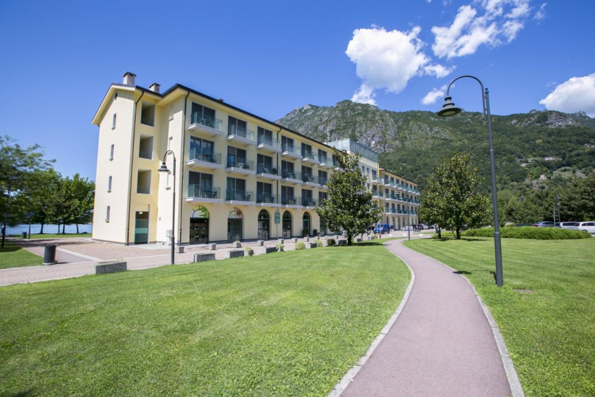 Budget Village Apartments - Porto Letizia Porlezza Exterior foto